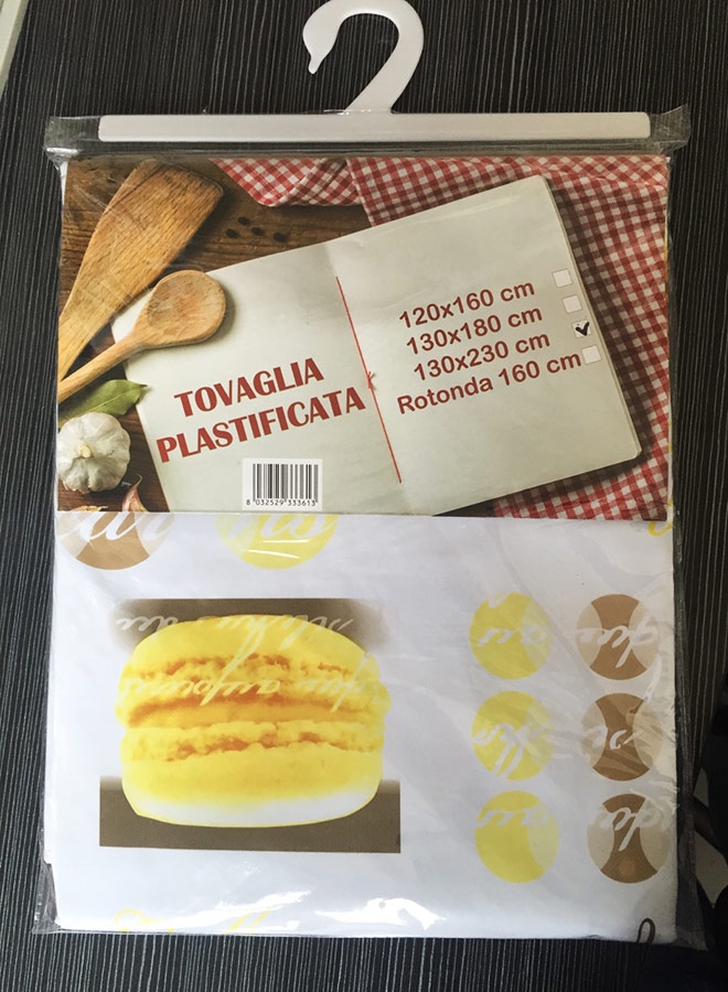 Tablecloth packaging